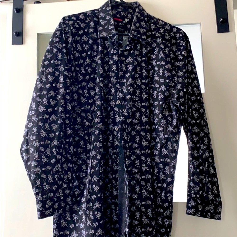 J. Ferrar slim fit dress shirt.